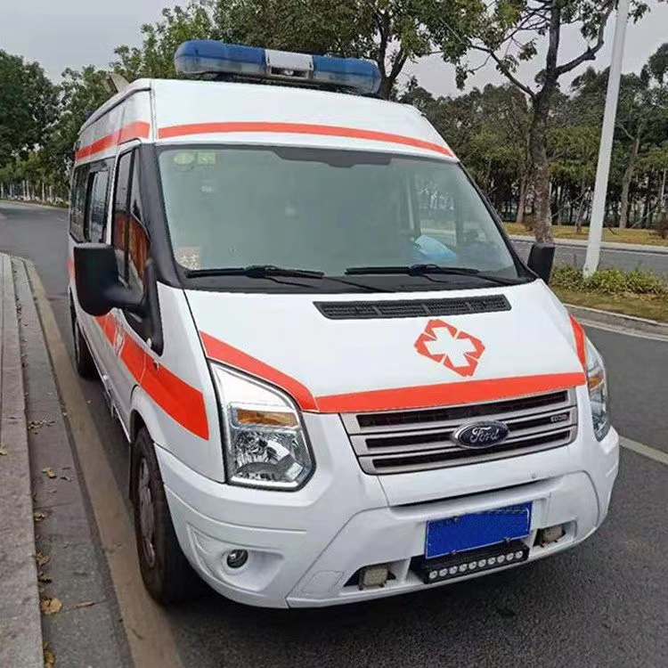 蓝山用途不同，救护车装备标准也不同